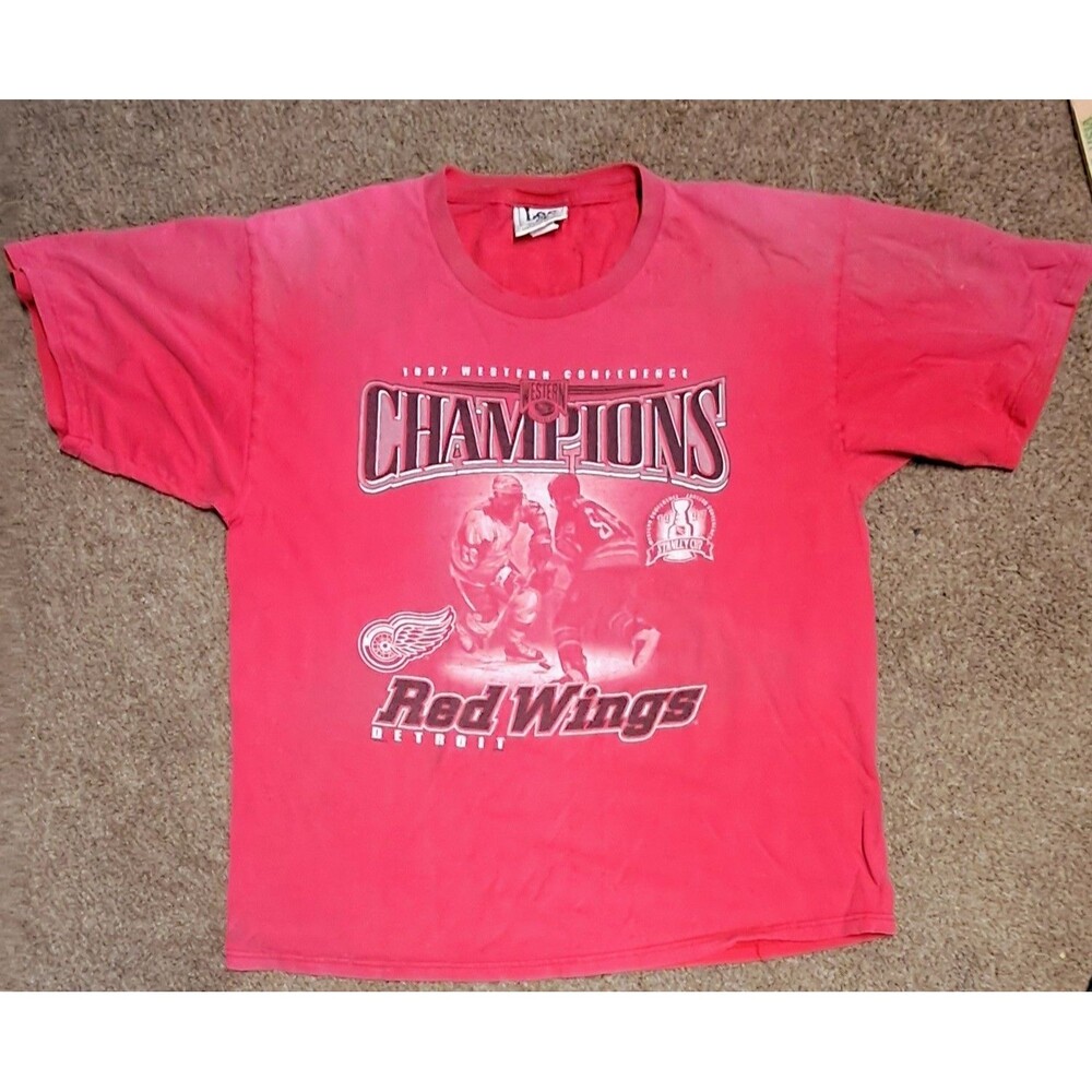 Vtg. Detroit Red Wings Men's Shirt XL 97' Stanley Cup Champions LEE Sport Nutmeg